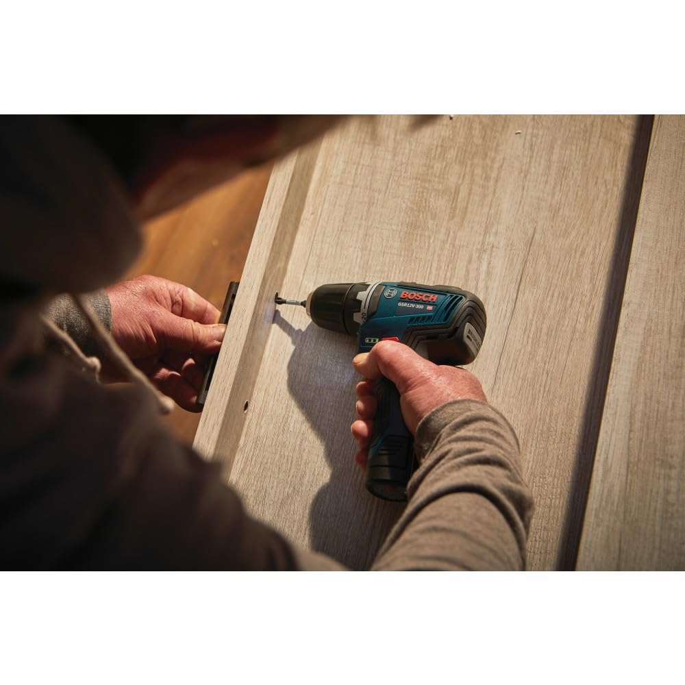 GXL12V-220B22 Bosch 12V Max 2-Tool Combo Kit with 3/8 In. Drill/Driver, 1/4 In. Hex Impact Driver and (2) 2.0 Ah Batteries