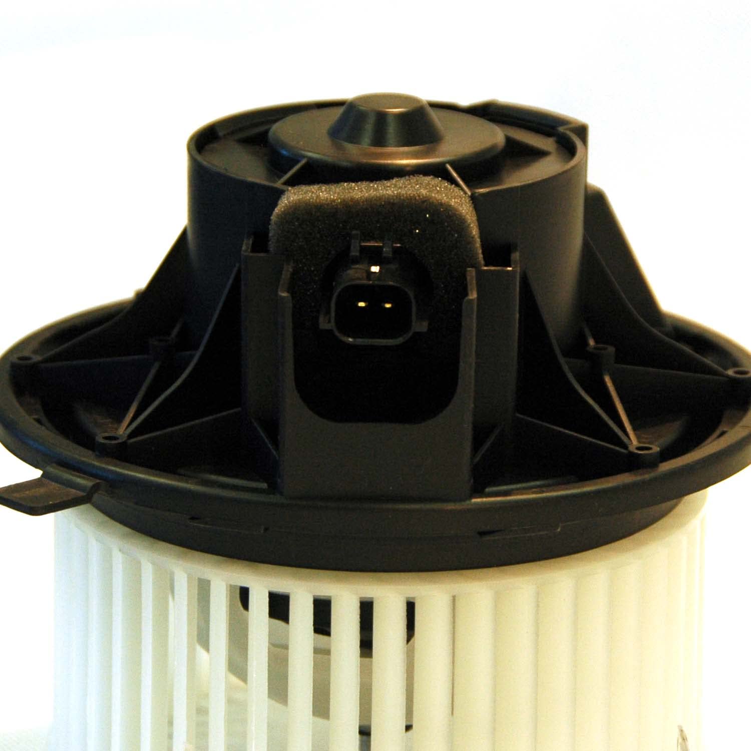 Jeep Liberty TYC 700154 Replacement Blower Assembly