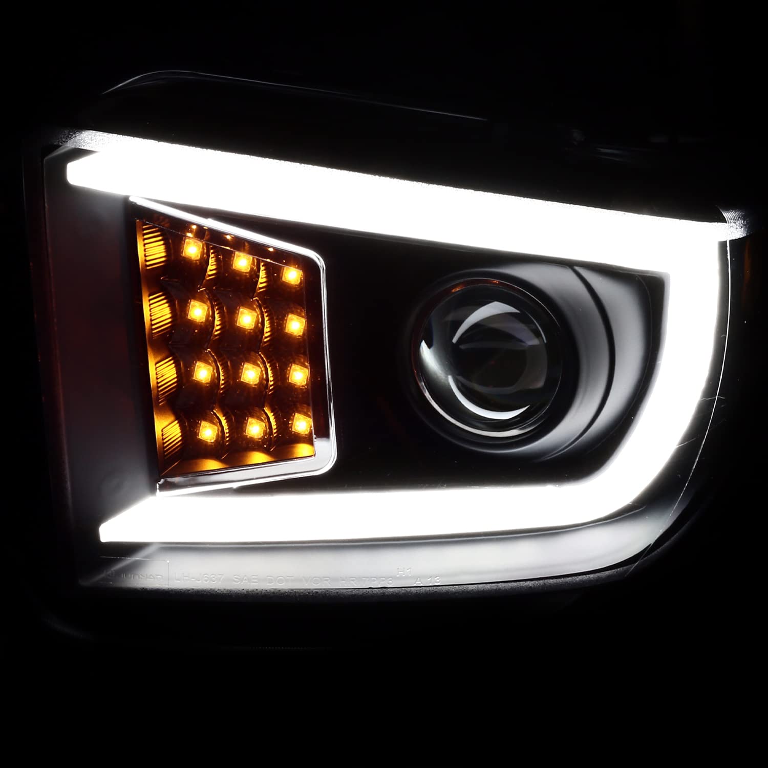 Spec-D Tuning LED Light Bar Clear Lens Black Housing Projector Headlights w/Sequential LED Signal Compatible with 2014-2021 Toyota Tundra, Left + Right Pair Headlamps Assembly