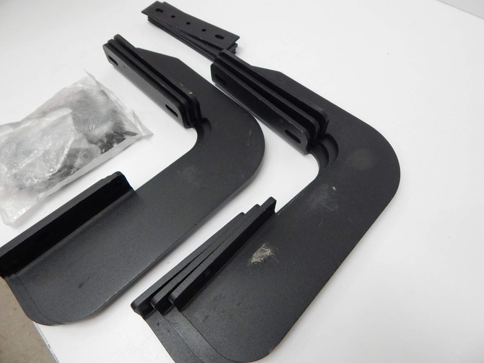 Rough Step Dee Zee DZ15326 Mounting Bracket Kit