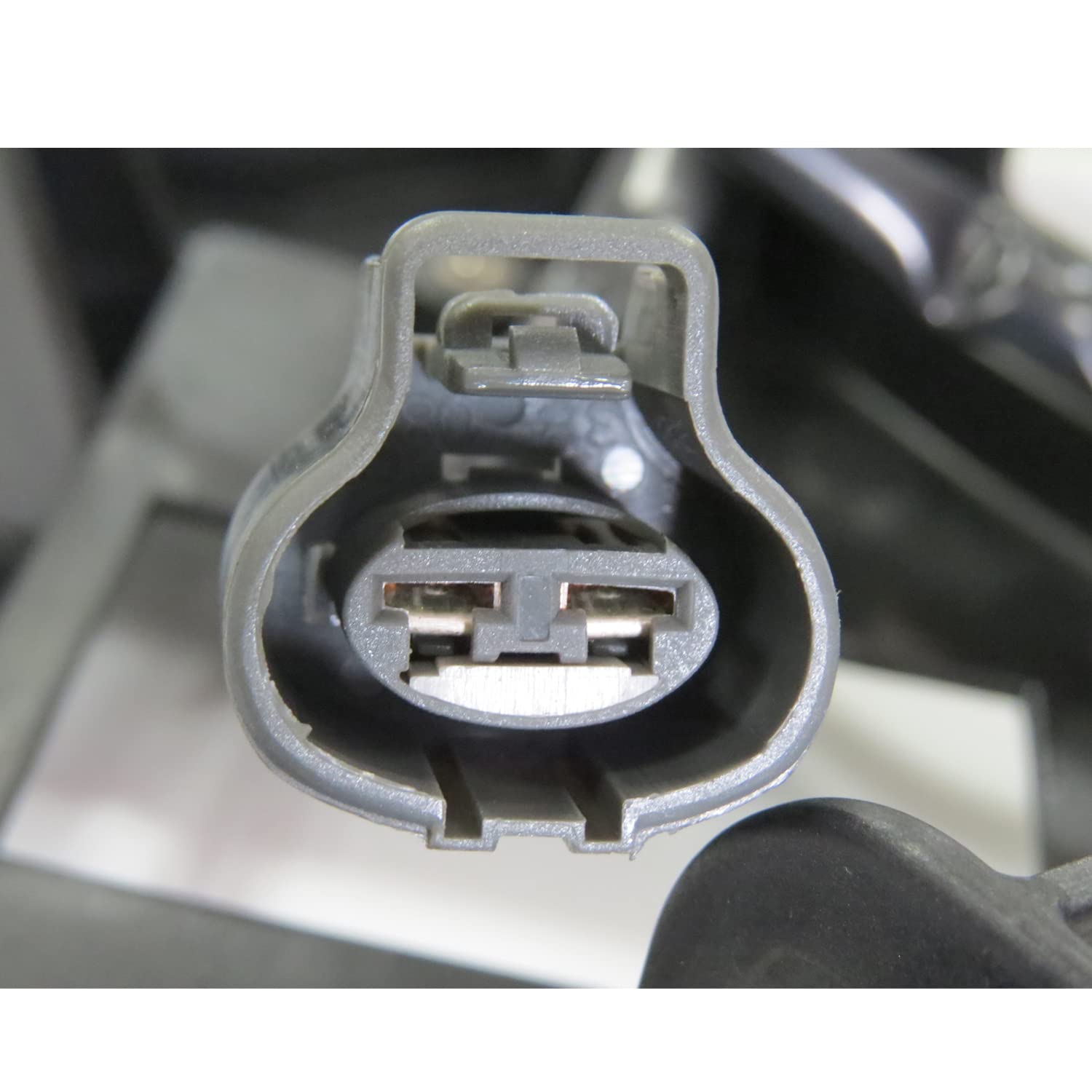 Replacement TYC Cooling Fan Assembly for Lexus Is250