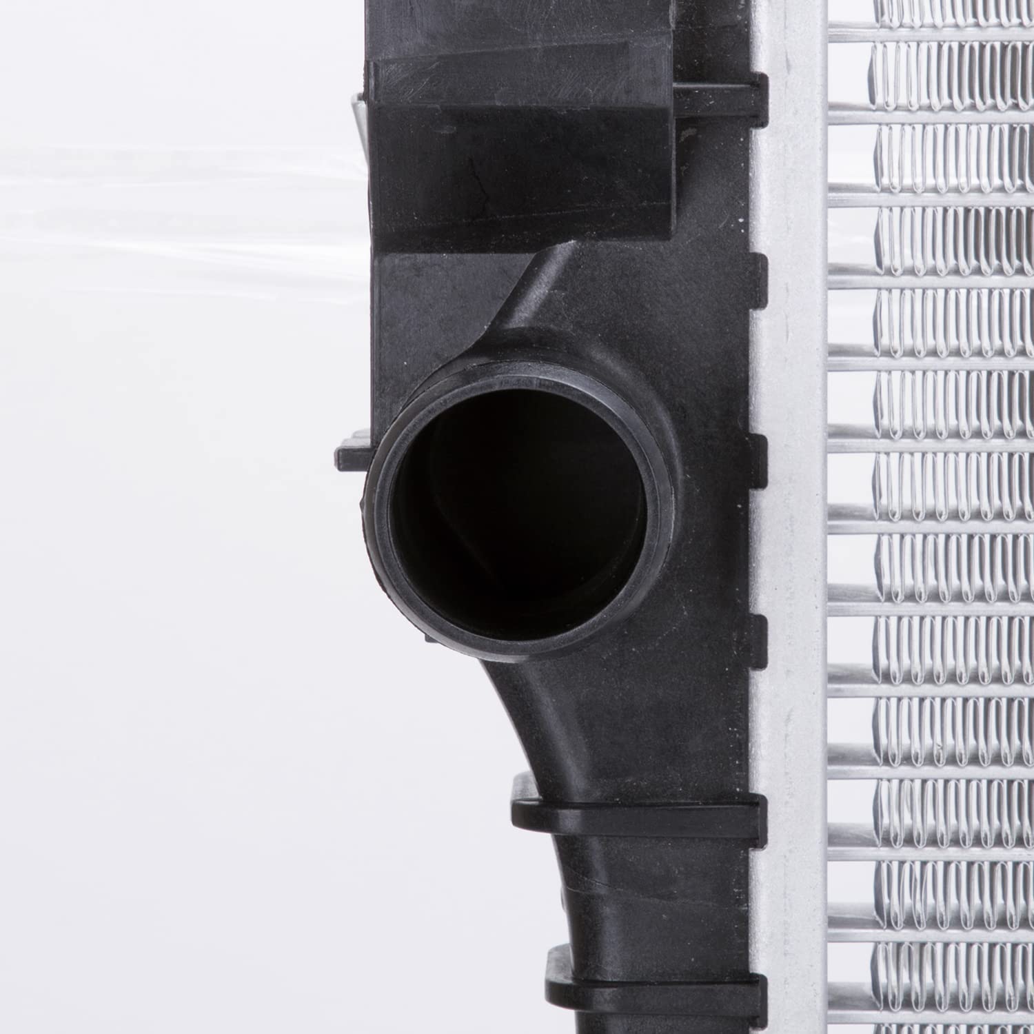 Radiator TYC Compatible with 1996-2007 Ford Taurus