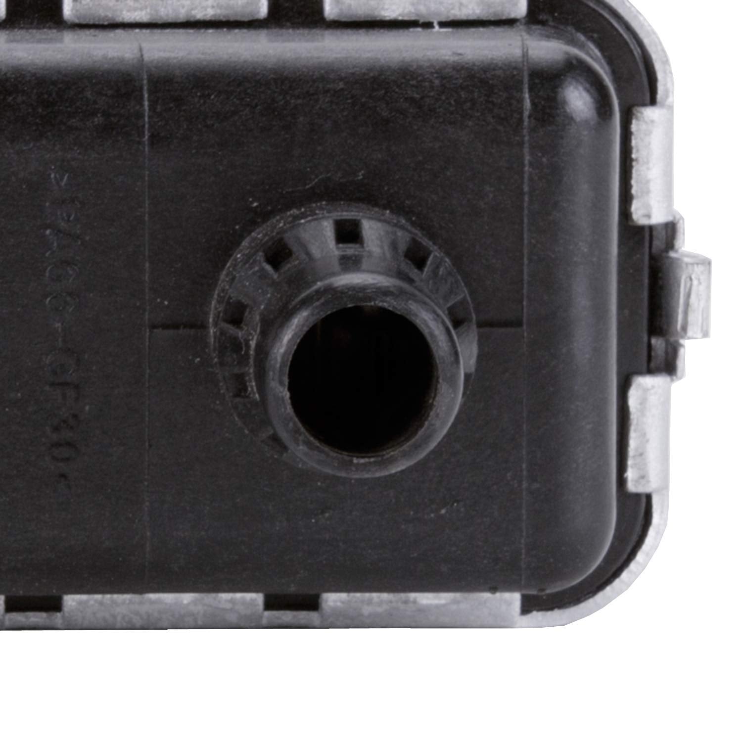 Camro TYC 16-20 2.0L L4 Tur(Aux)1R Pa Rad