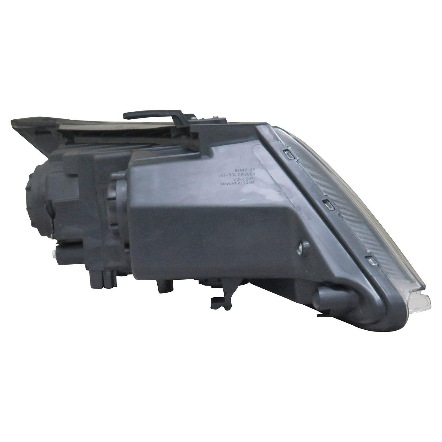 Left TYC Headlight Assembly Compatible with 2014-2015 Kia Sorento