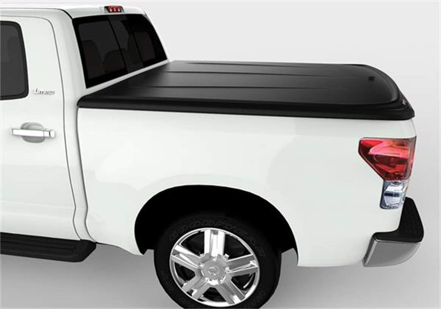 UnderCover SE RealTruck One-Piece Truck Bed Tonneau Cover | UC4086 | Fits 2007 - 2013 Toyota TundraMax 5' 7" Bed (66.7")
