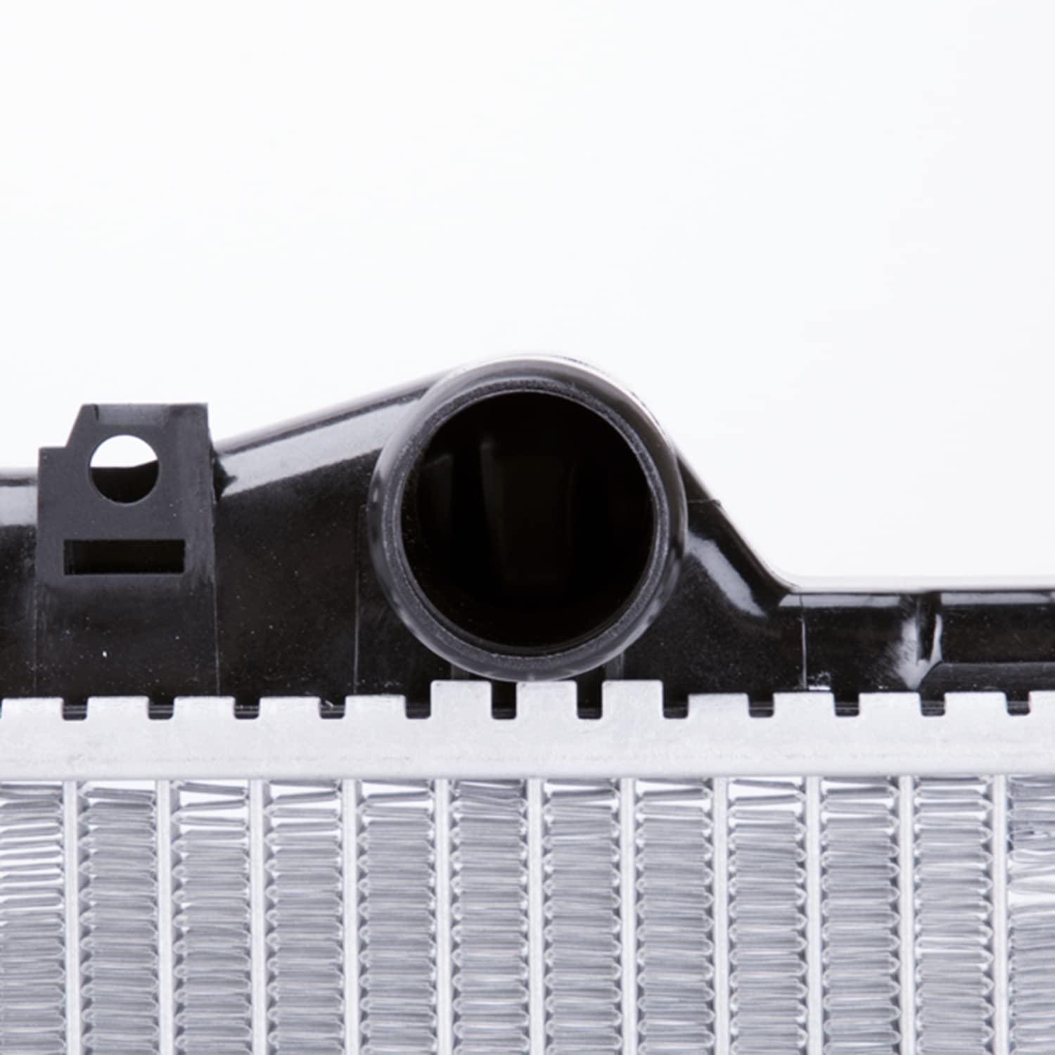 TYC Ns 91-94 240-Sx 2.4L L4 A/Mt 1R Pa Rad