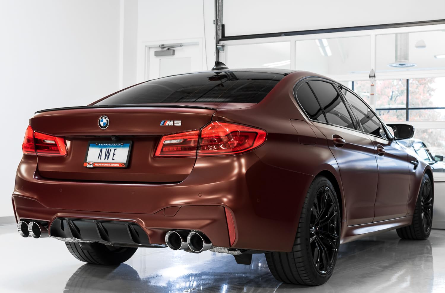 18-19 BMW F90 M5 AWE Tuning SwitchPatch Cat-Back Exhaust- Black Diamond Tips
