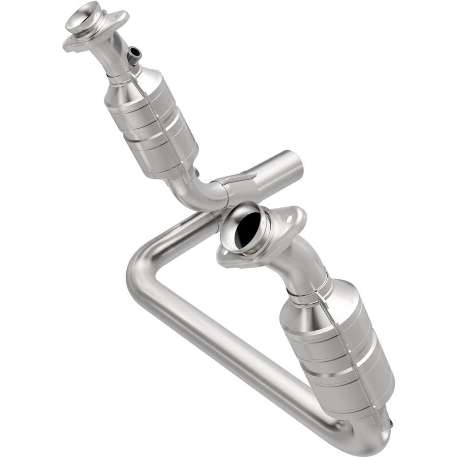 Catalytic Converter MagnaFlow 51770: OEM Grade, Direct-Fit, Compatible with 2004 Dodge Durango (Federal/EPA Compliant)