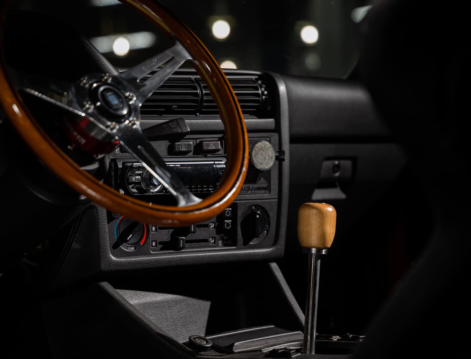Mishimoto Wood Shift Knob, Short Steel Core Beech Wood