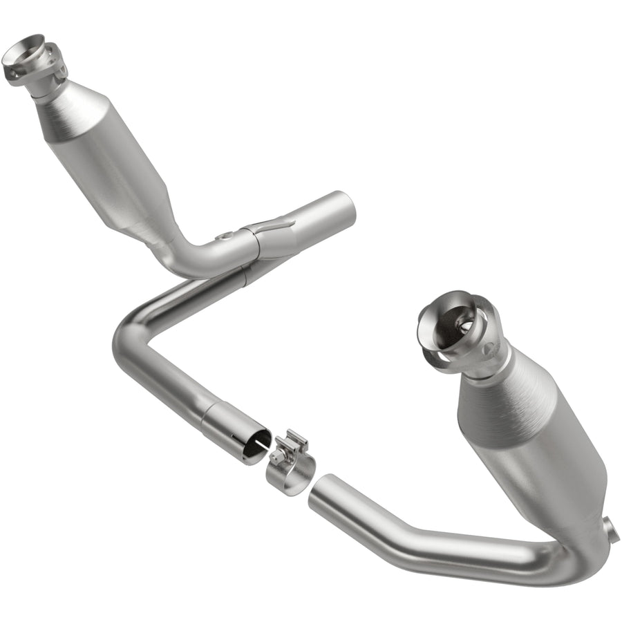 Catalytic Converter MagnaFlow 4651657: California Grade, Direct Fit, Compatible with 2004 Dodge Dakota (CARB Compliant)