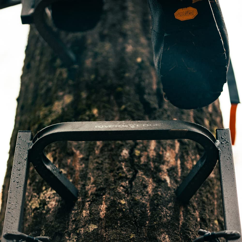 Big Foot™ Grip Rail Climbing System, Rivers Edge® Wide Steps, Tractionite™ Non-Slip Coating, Noiseless System, RE726
