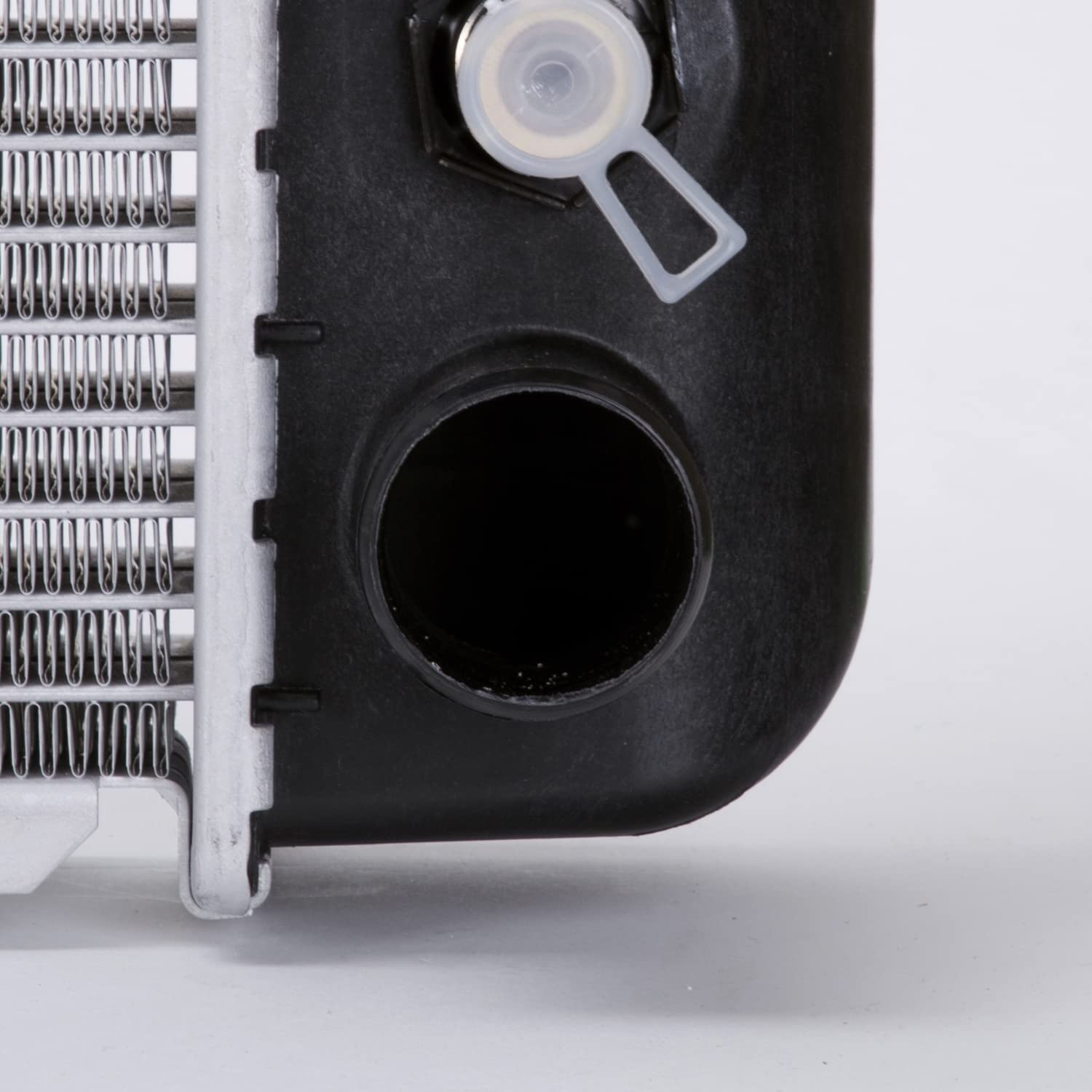 Replacement TYC 624 Radiator