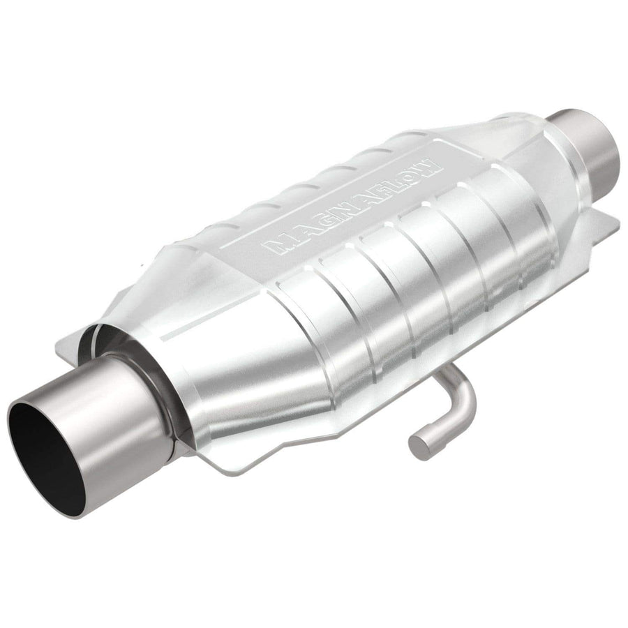 MagnaFlow 334016 Catalytic Converter: 2.5"/2.5" Inlet/Outlet, California Grade, Universal Fit (CARB Compliant)