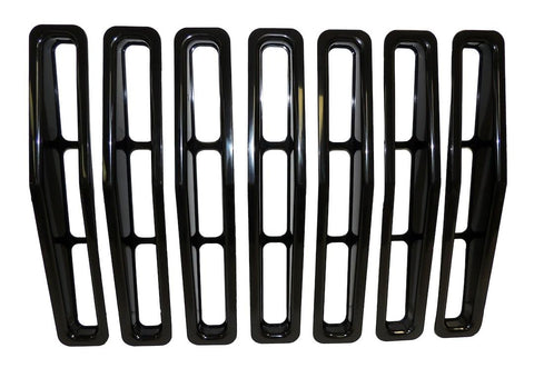 Crown Automotive Grille Insert Set RT Off-Road