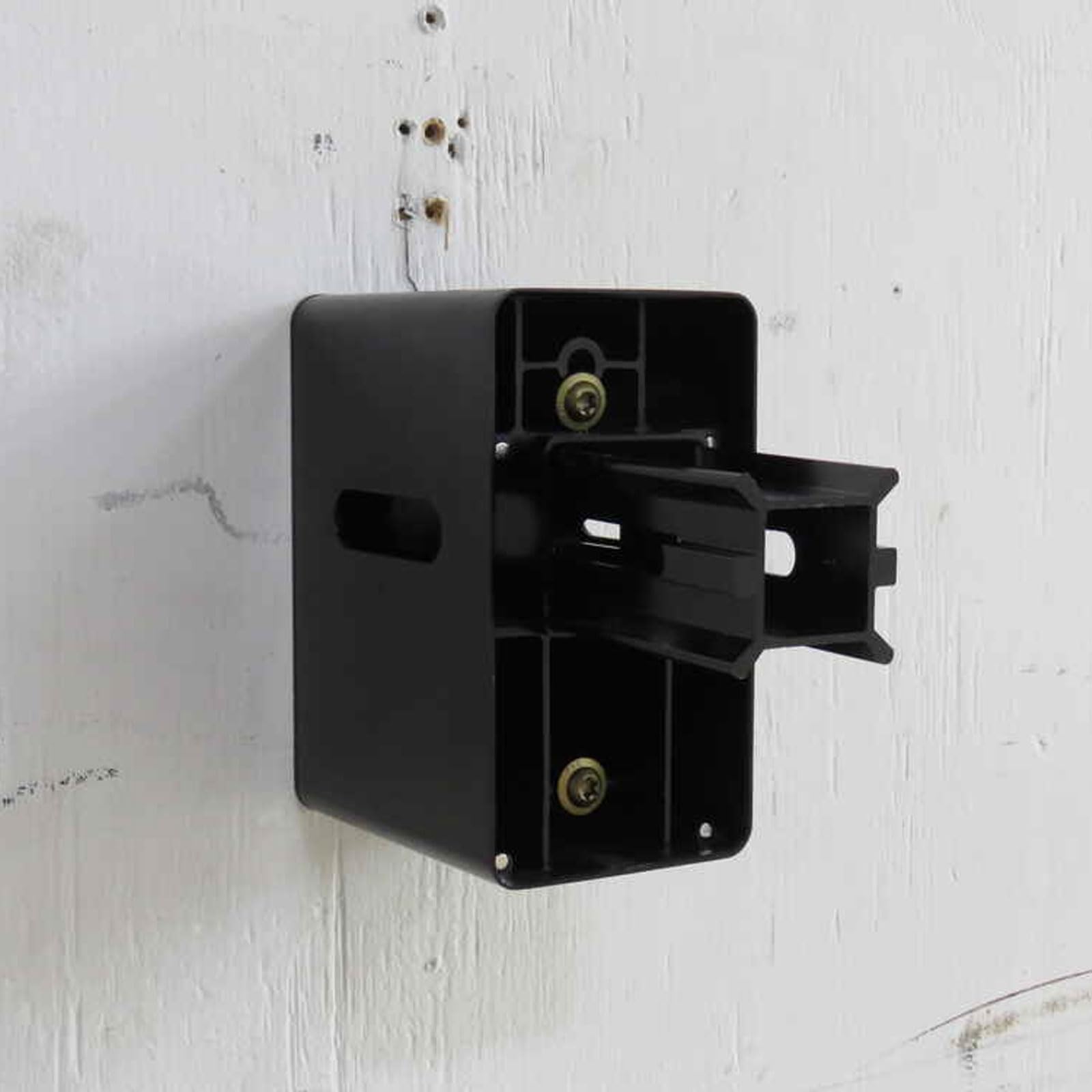 Rack Dock Kuat | Sturdy Versatile Easy to Mount Rack Station for 2" & 1.25" Hitch - Up to 115 LBS Weight Capacity | Hardware Included, Black