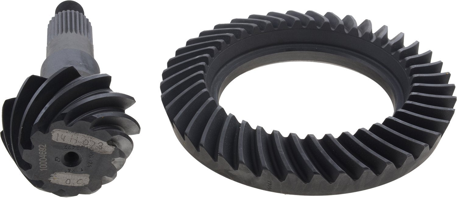 Spicer Differential Ring and Pinion Gear Set SVL 10004692 for GM 8.25 IFS, 3.73 Ratio