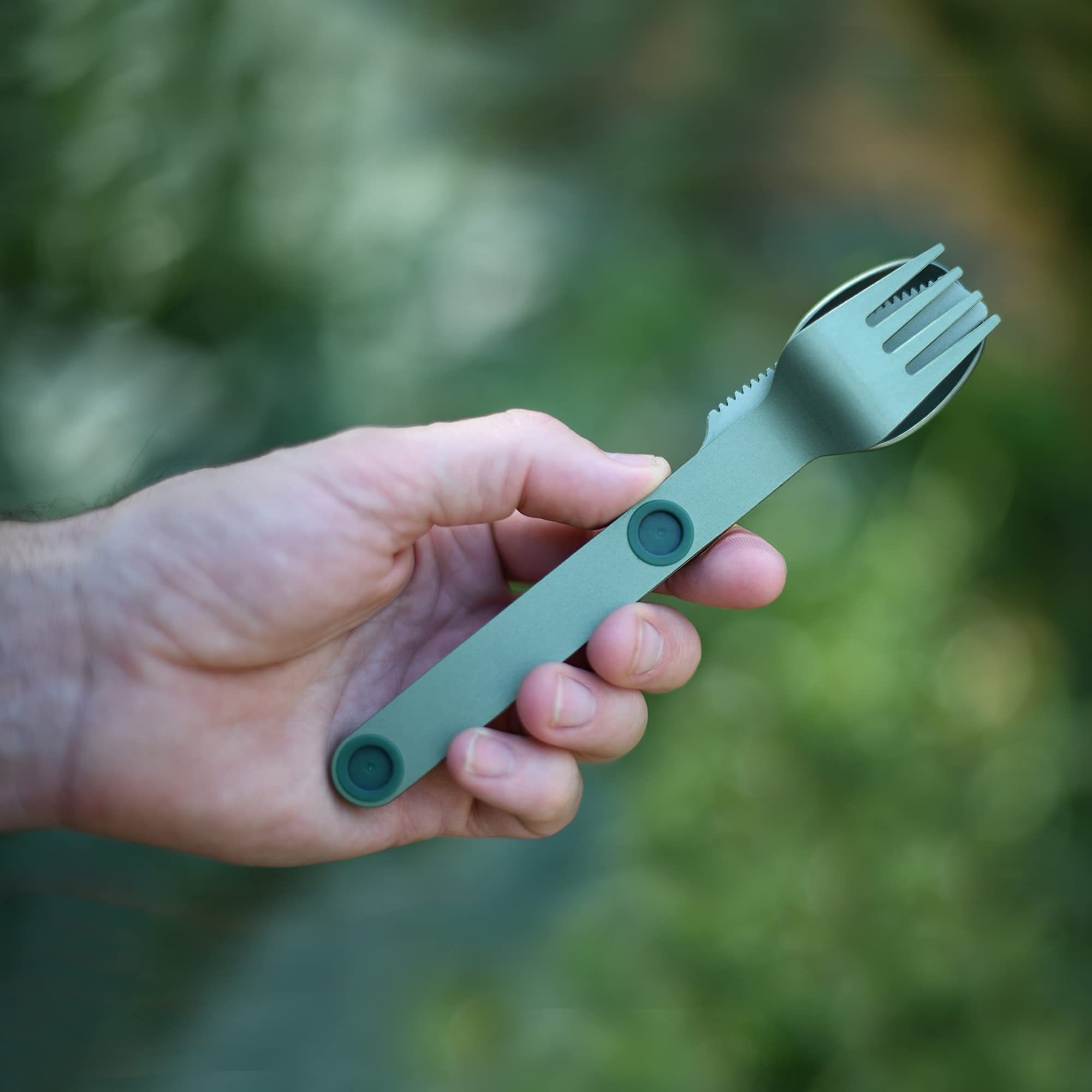 MAGWARE - FULL WINDSOR Magnetic Camping Cutlery Set - Travel Utensils for Camping, Cooking, and Outdoor Dining - Knife, Fork & Spoon - Portable Silverware with Pouch - Green (3 PCS)
