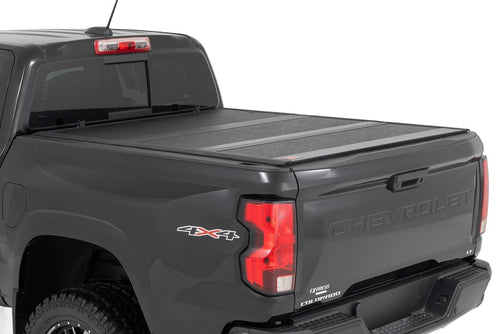 Hard Tri-Fold Tonneau Cover for Chevy Colorado & GMC Canyon Rough Country (2015-2025) - Low-Profile Aluminum Truck Bed Cover, Fits 5' Bed (61.7-62.7")