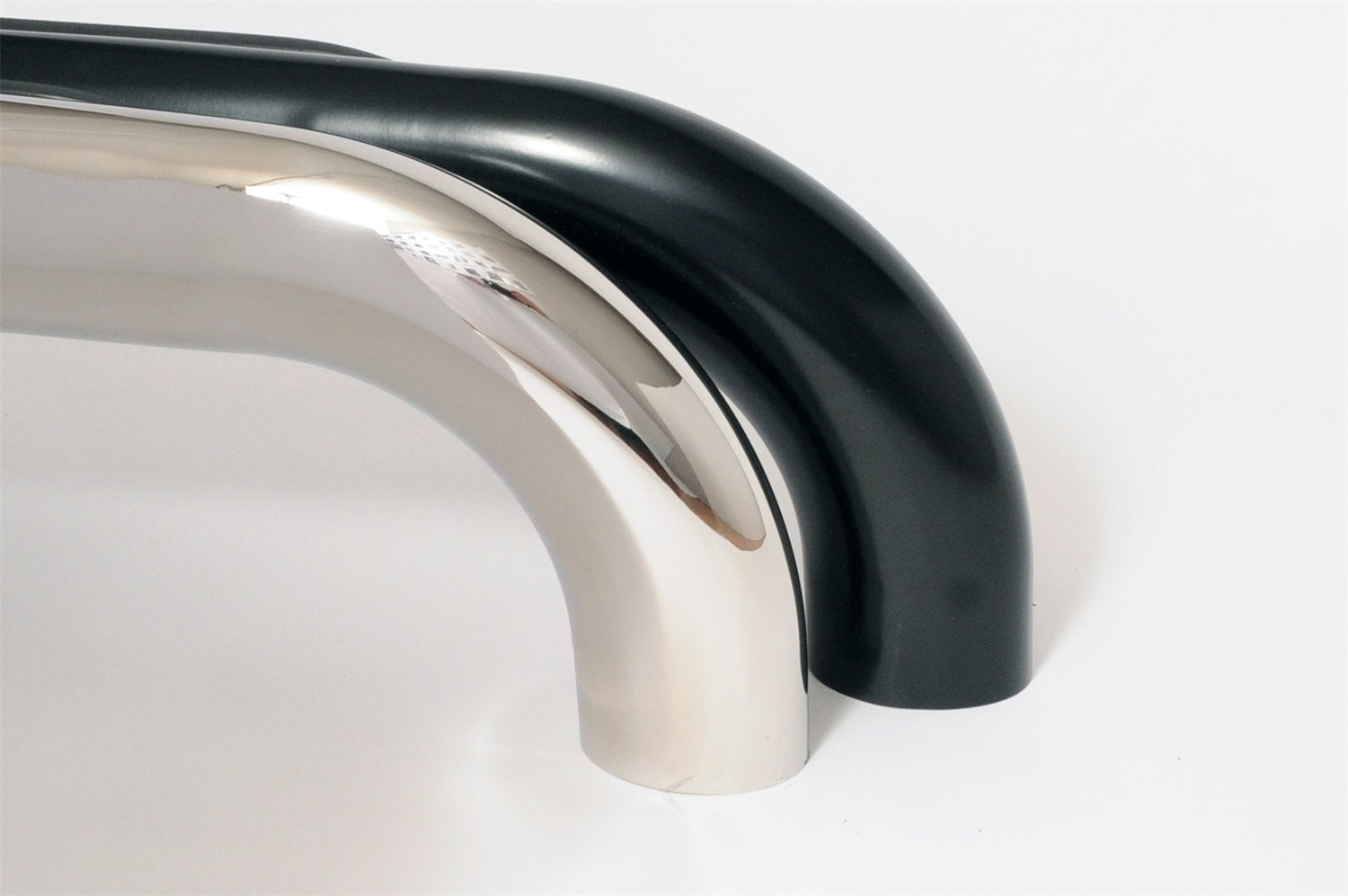 4" Oval Dee Zee UltraBlack Nerf Bars DZ372529