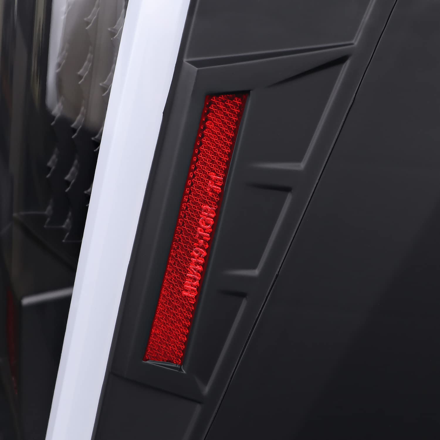 Black LED Tail Lights w/White LED Light Bar SPEC-D TUNING Compatible with 2004-2015 Nissan Titan, Left + Right Pair Assembly