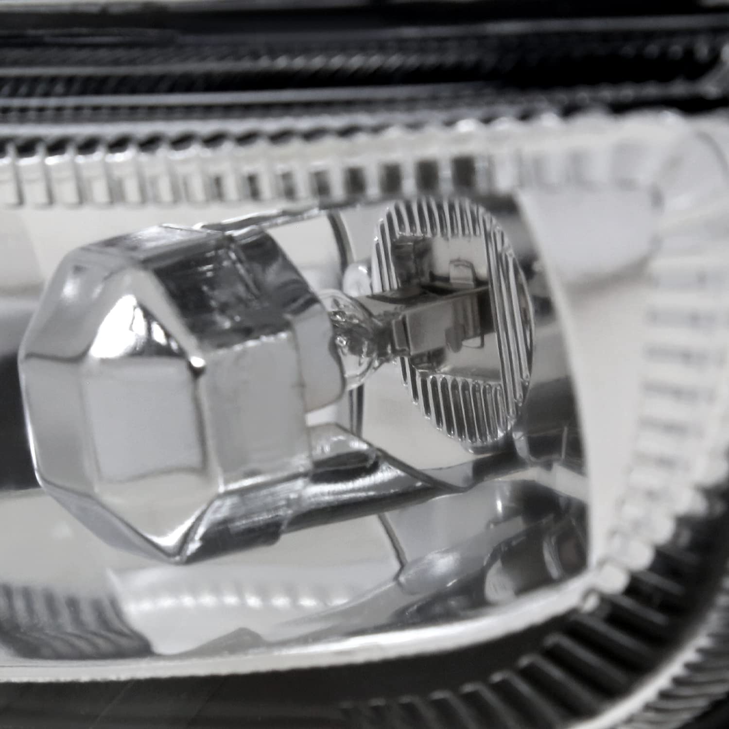 Fog Lights SPEC-D TUNING Chrome + H3 Bulbs Compatible with 2001-2002 Toyota Corolla, L+R Pair Assembly