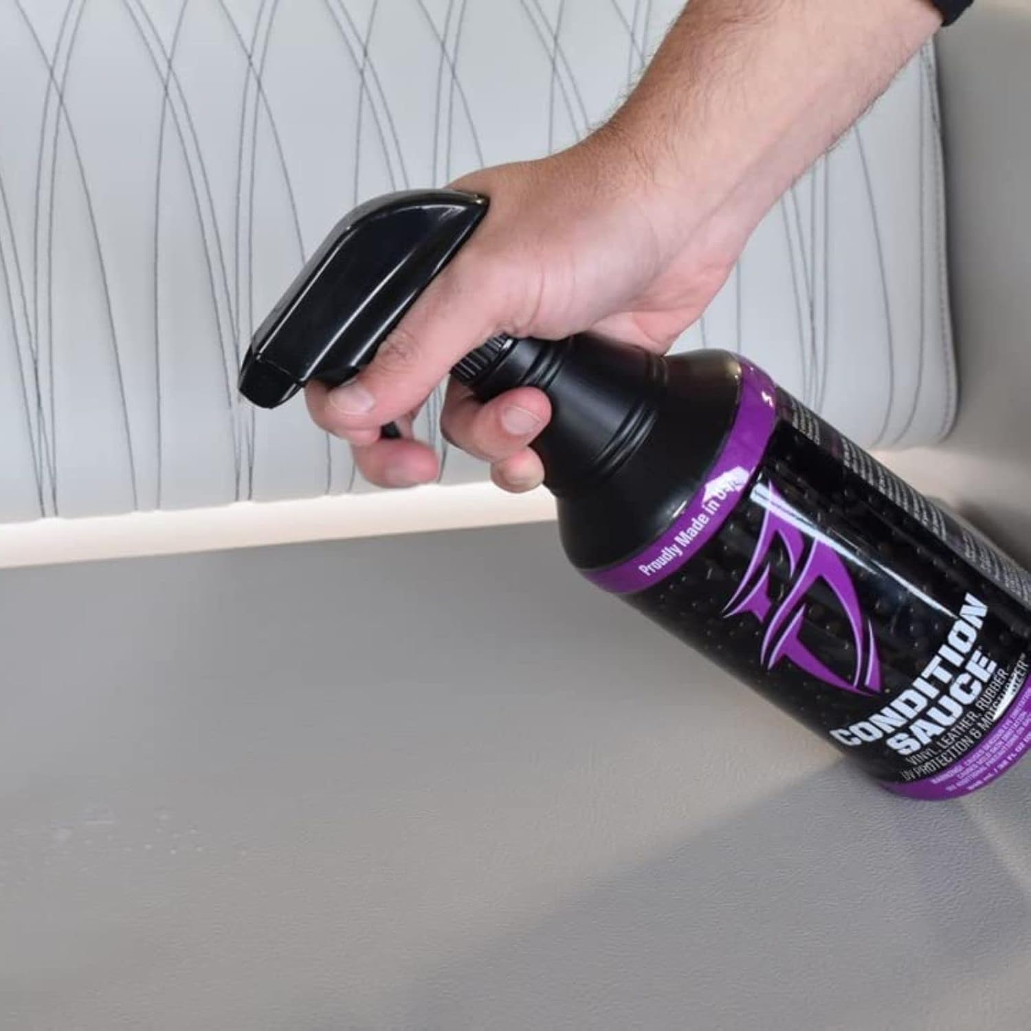 Vinyl Sauce Boat Bling Premium Vinyl and Leather Cleaner, for Boats, RVs, Powersport Vehicles, 20 oz.