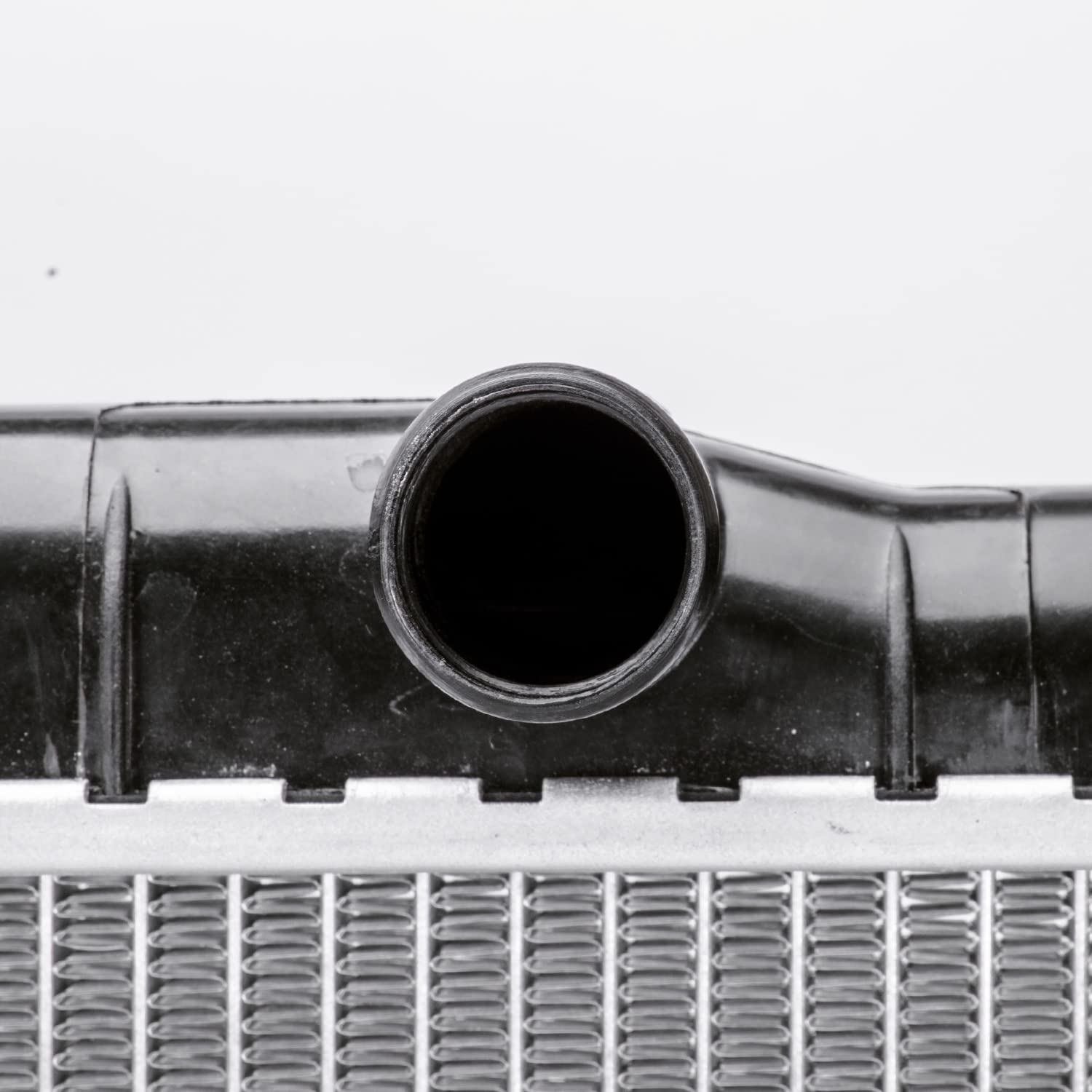 Radiator TYC 1985 Compatible with 1995-2004 Toyota Tacoma