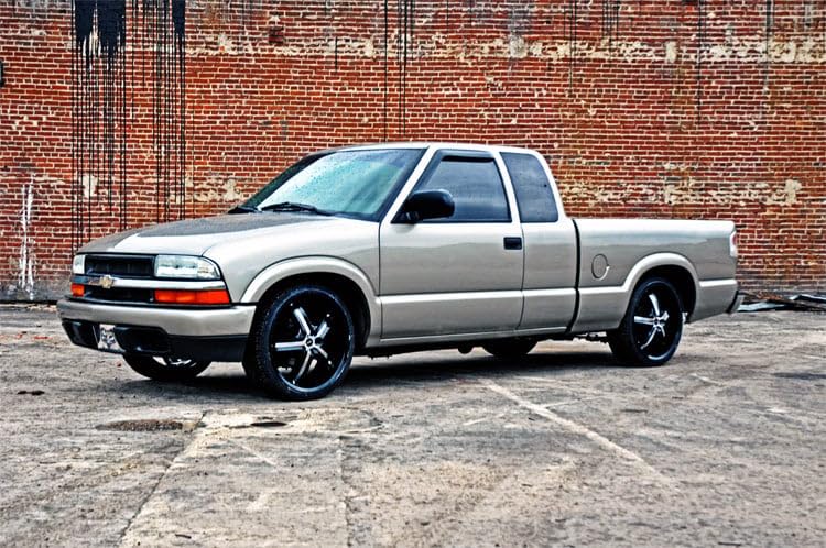 Rough Country 2" for Lowering Kit 1982-2003 Chevy/GMC S10/S10 Blazer 2WD - 724