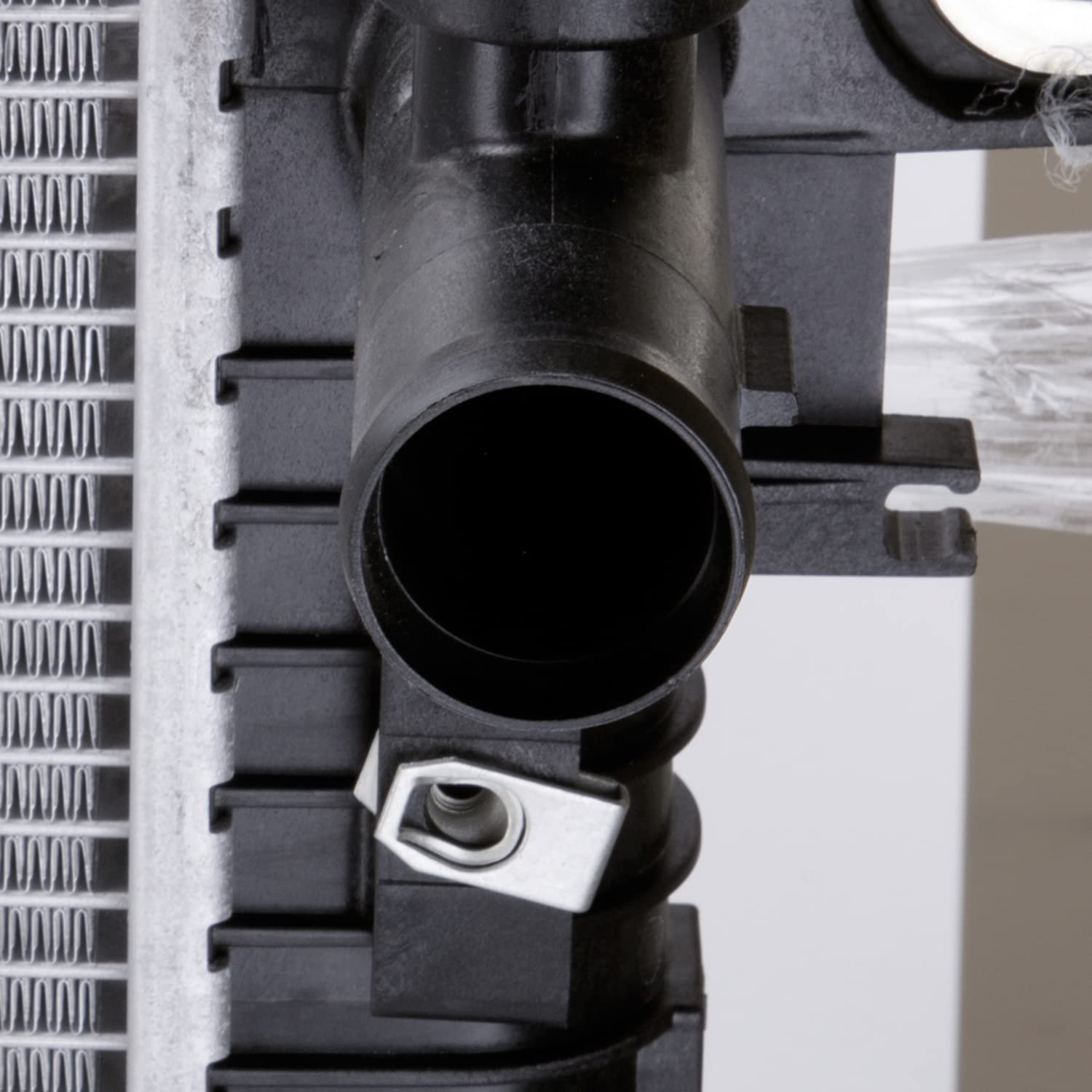 Replacement TYC 13335 Nissan NV1500 Radiator