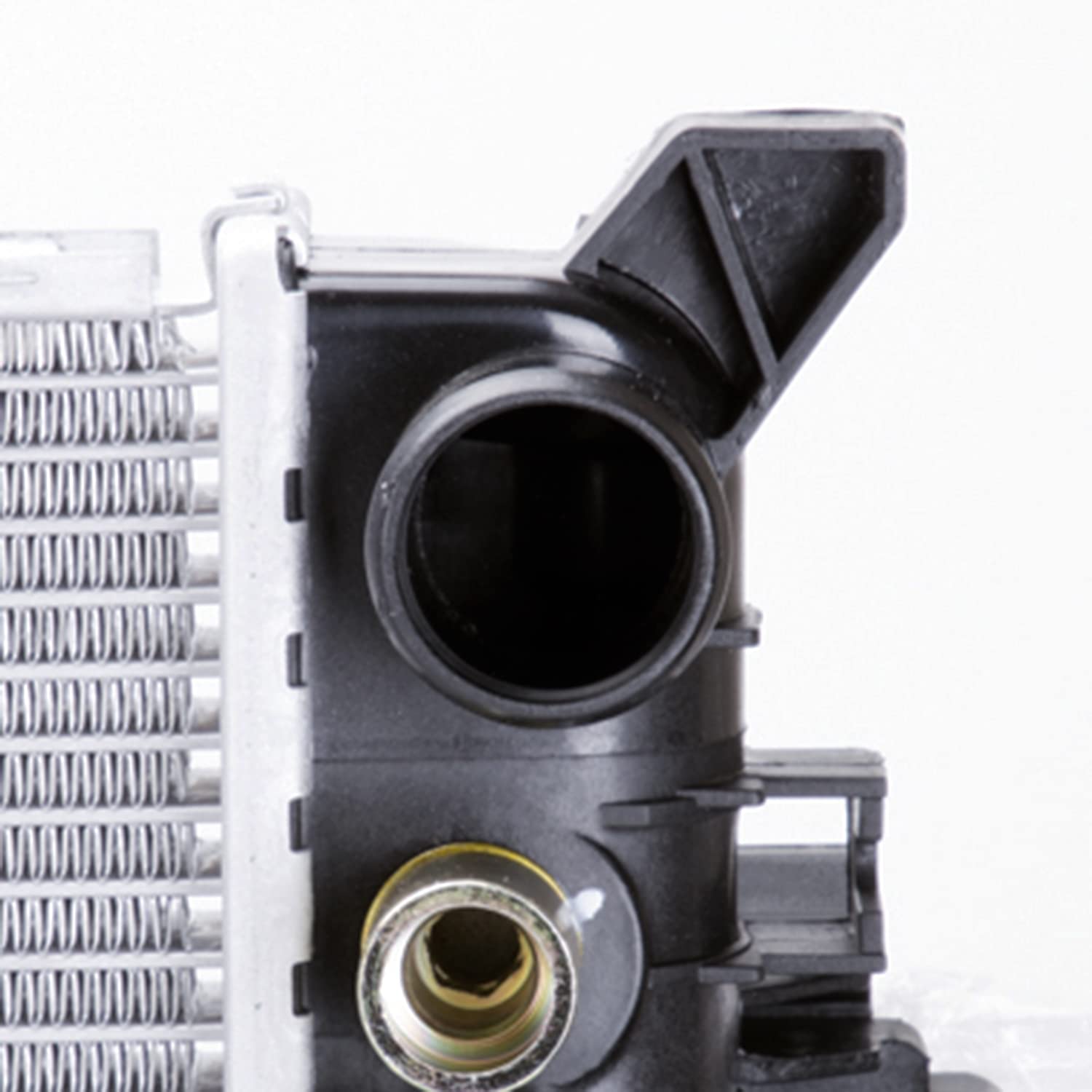 Radiator TYC 2878 Compatible with 2003-2014 Volvo XC90