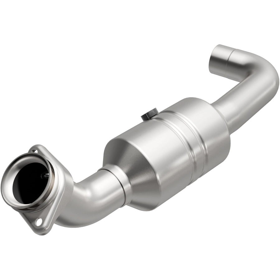 MagnaFlow 52138 Catalytic Converter: OEM Grade, Direct-Fit, For 2011-2014 Ford F-150 (EPA Compliant)