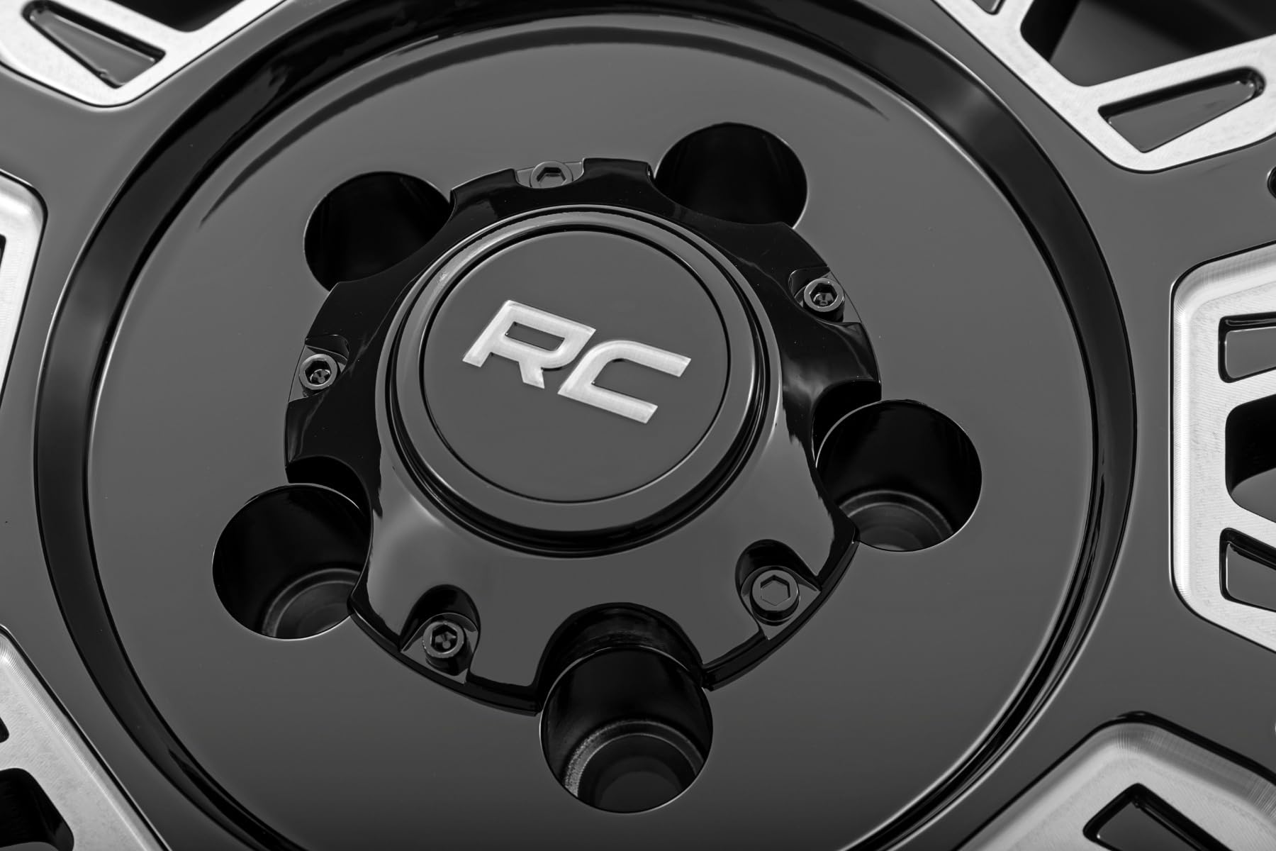 Rough Country One-Piece 86 Series Aluminum Wheel - 20x10, 6x135mm Bolt Pattern, 19mm Offset, Gloss Black