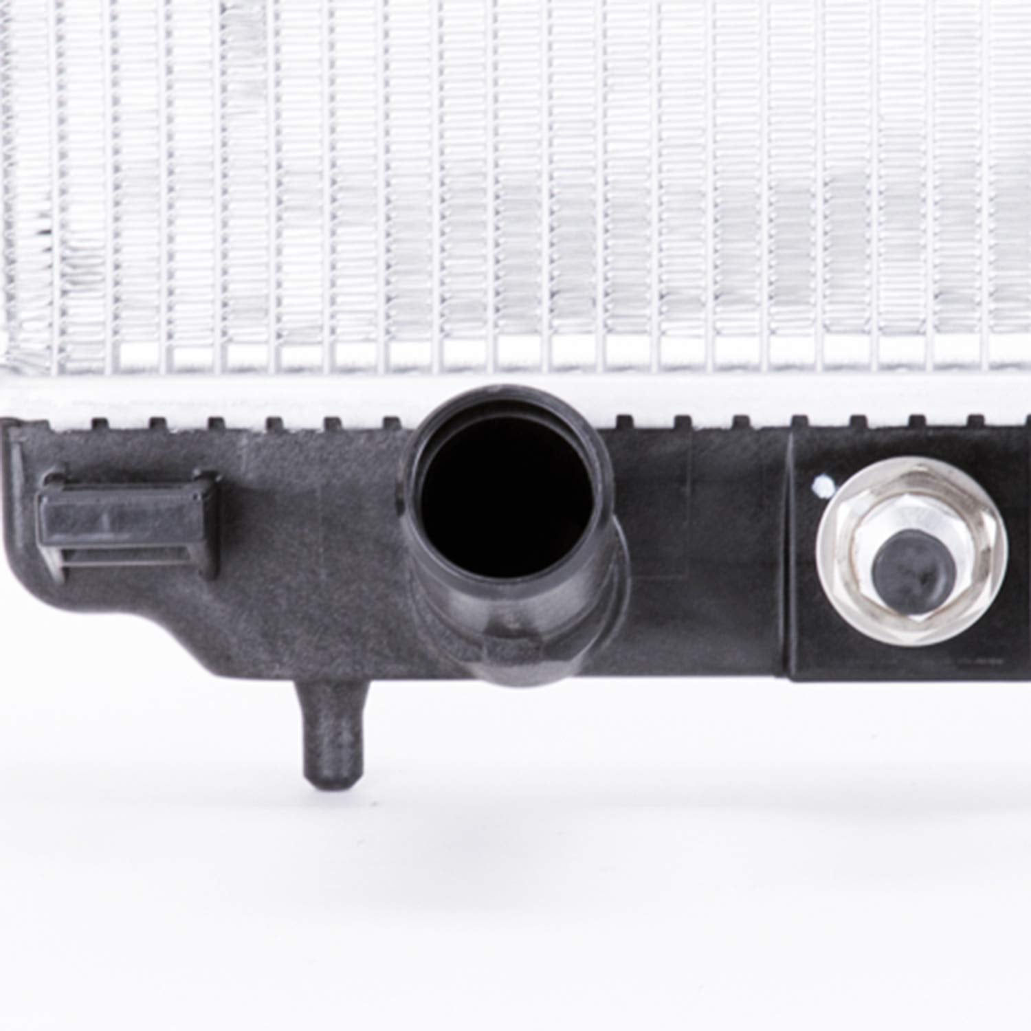 Kia Sedona TYC 13393 Replacement Radiator