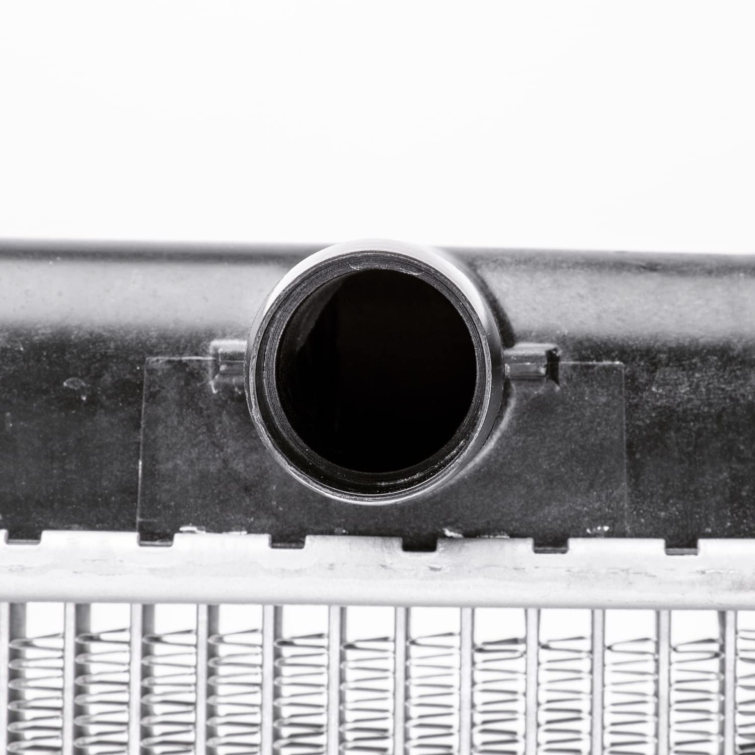 Radiator TYC Compatible with 2007-2010 Hummer H3