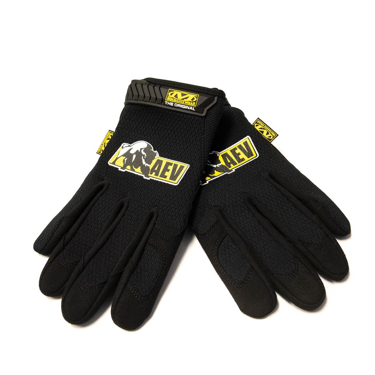 Mid-Size AEV Trail Recovery Kit Includes Snatch Block + Recovery Strap + Tree Saver + Winch Extension Strap + Gloves + Tire Deflator + Anchor Shackles + Recovery Bag