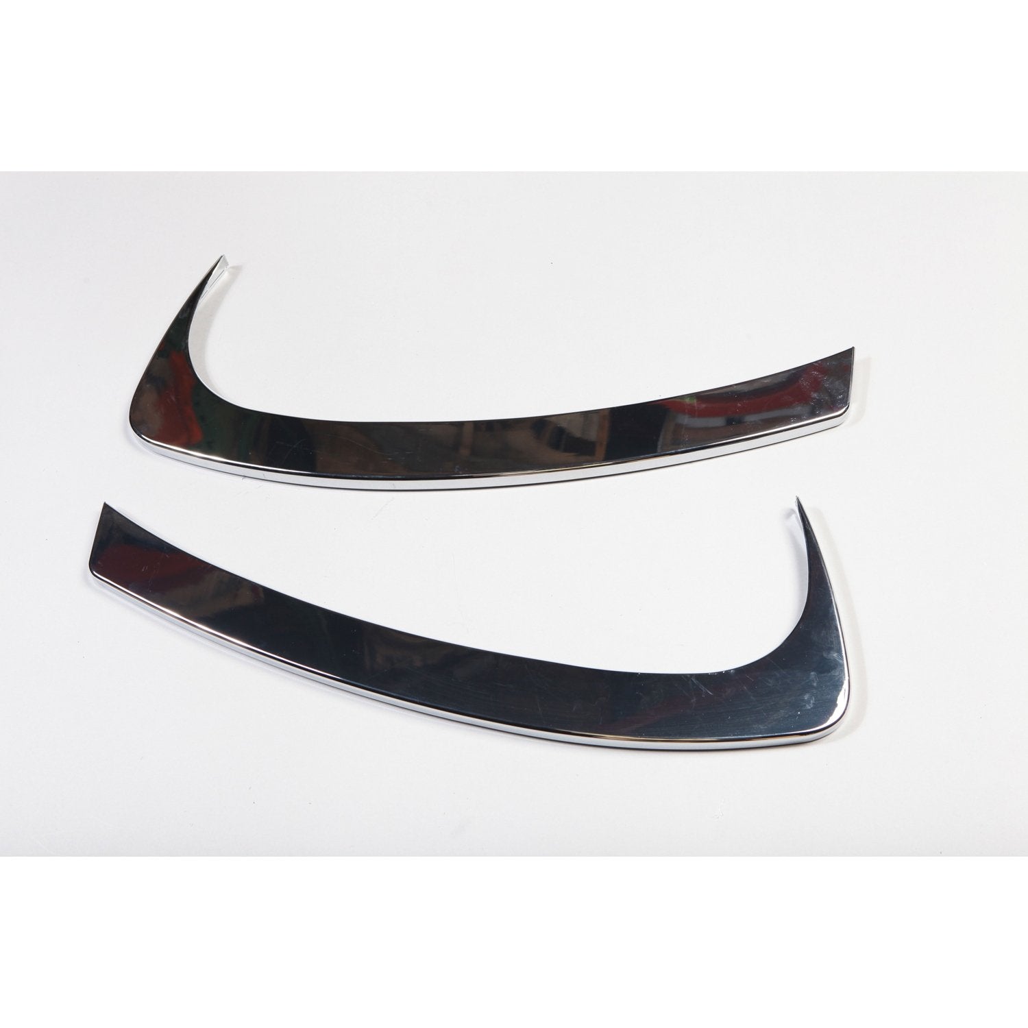 Rugged Ridge Jeep Wrangler JK Dashboard Accents | Thermoplastic Olefin (TPO), Chrome | 11156.14 | Fits 2007-2010 Wrangler JK