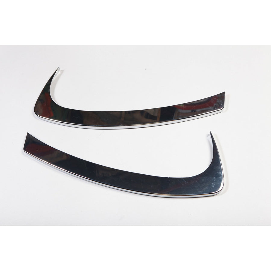Rugged Ridge Jeep Wrangler JK Dashboard Accents | Thermoplastic Olefin (TPO), Chrome | 11156.14 | Fits 2007-2010 Wrangler JK