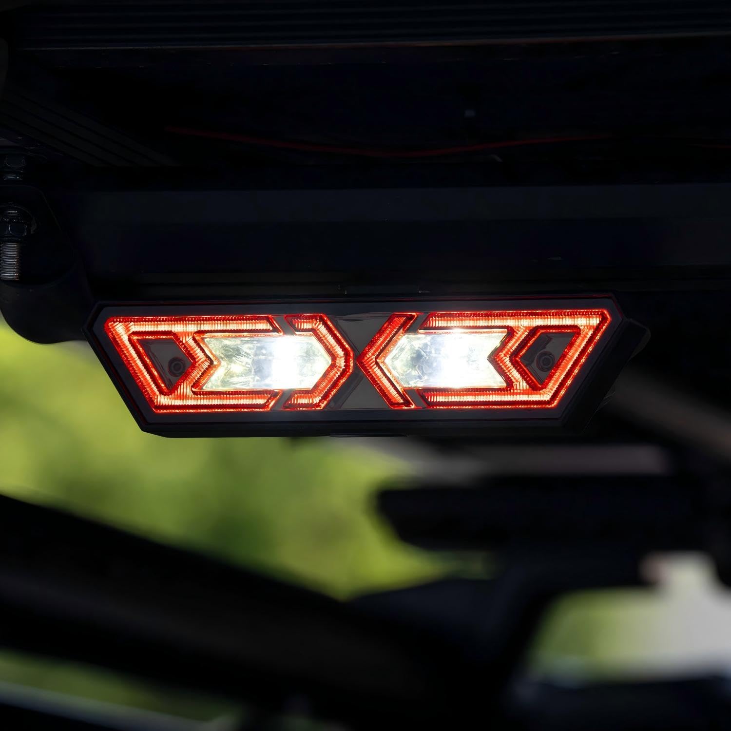 Multi-functional AlphaRex Arrow-X Off-Road Chase Light - Black