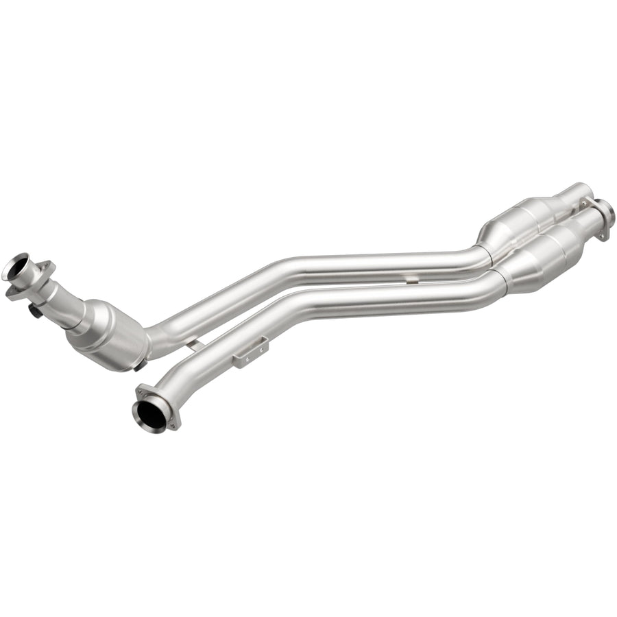 Catalytic Converter MagnaFlow 24052: HM Grade, Direct-Fit, Compatible with 1999-2000 Mercedes-Benz CLK430 (Federal/EPA Compliant)