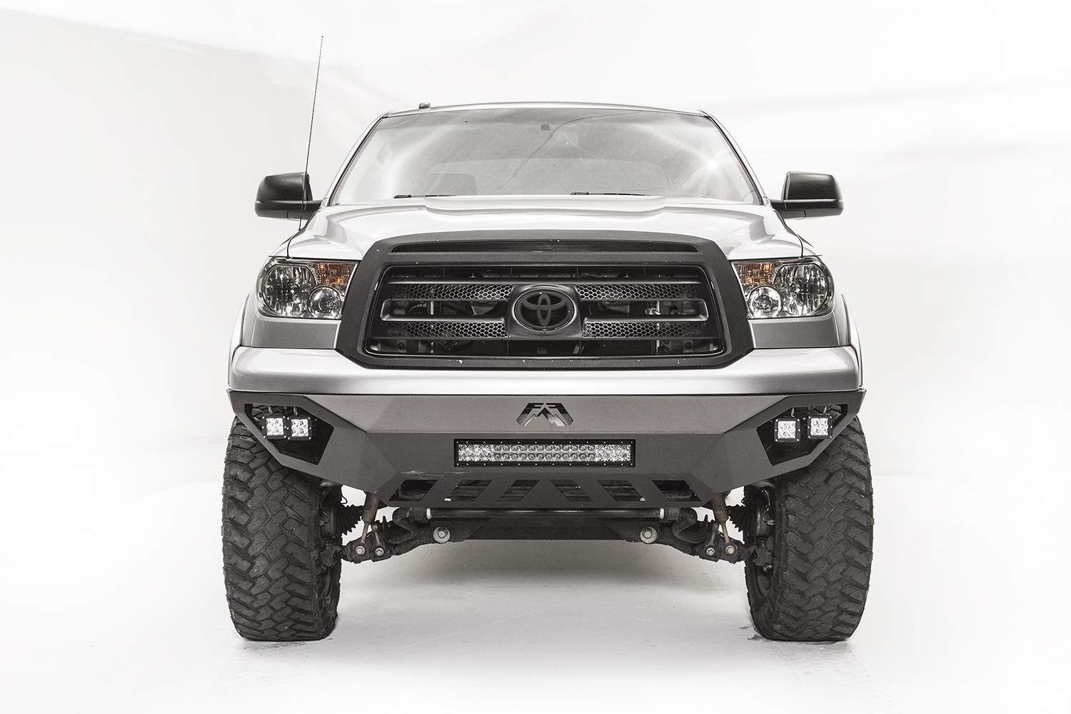 Vengeance Fab Fours 07-13 Tundra Front Bumper Matte Black Powdercoat