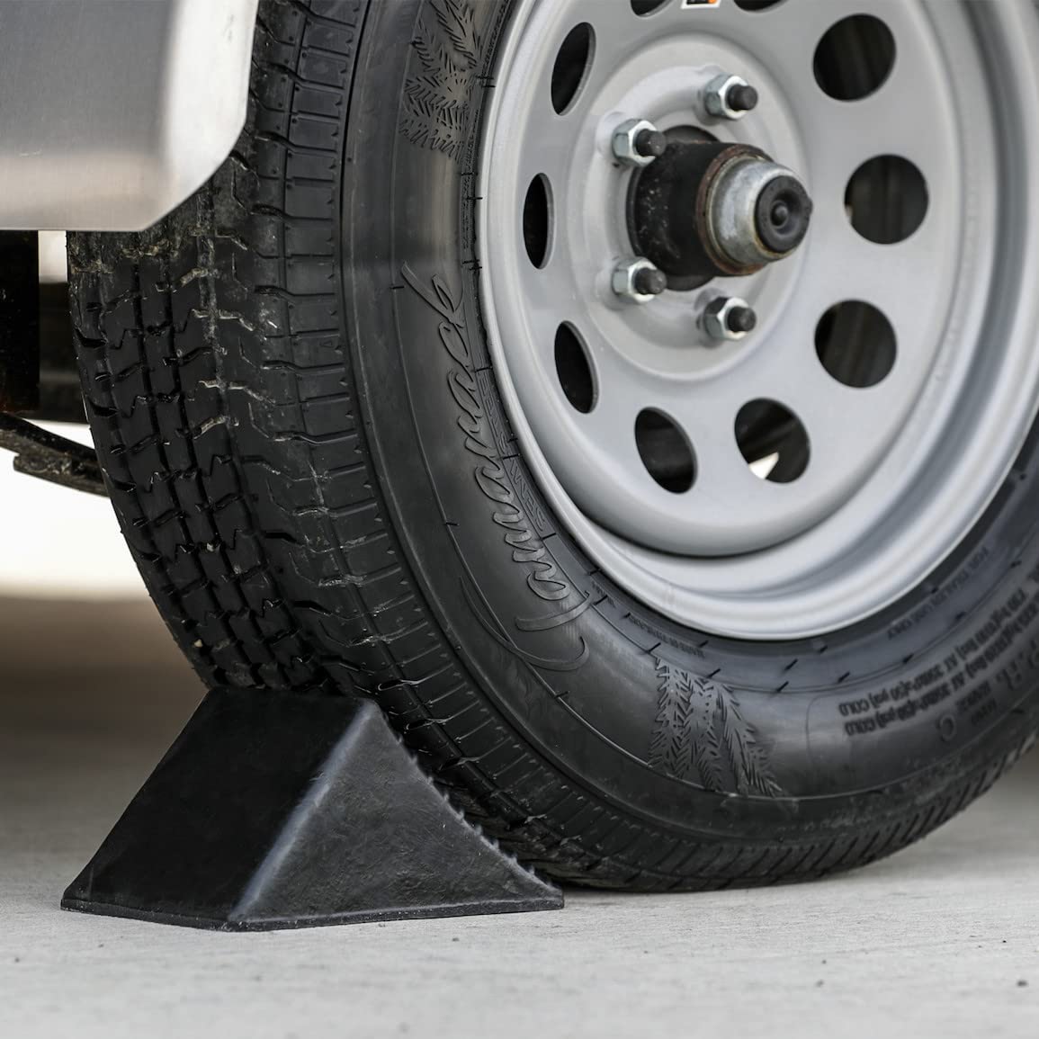 Rubber Wheel Chock Buyers Products WC1467A, 5x6x5 in – Resists Oil, Rust, Salt & Sun – Durable & Secure Tire Stopper for Service and Parking – Ideal for Cars, Utility Vehicles, Trailers, Trucks & RVs