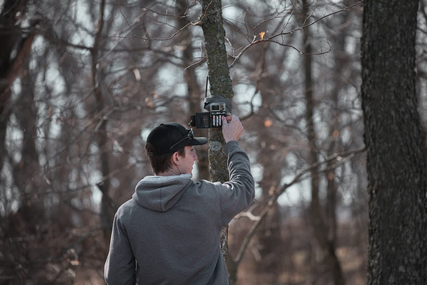 LINK-MICRO-LTE SPYPOINT Trail Camera-4 LED Infrared Flash with 80'f Detection and Motion Sensor,LTECapable Cellular Game Camera 10MP 0.5sec Trigger Speed,Cell Cameras for Hunting-For USA only