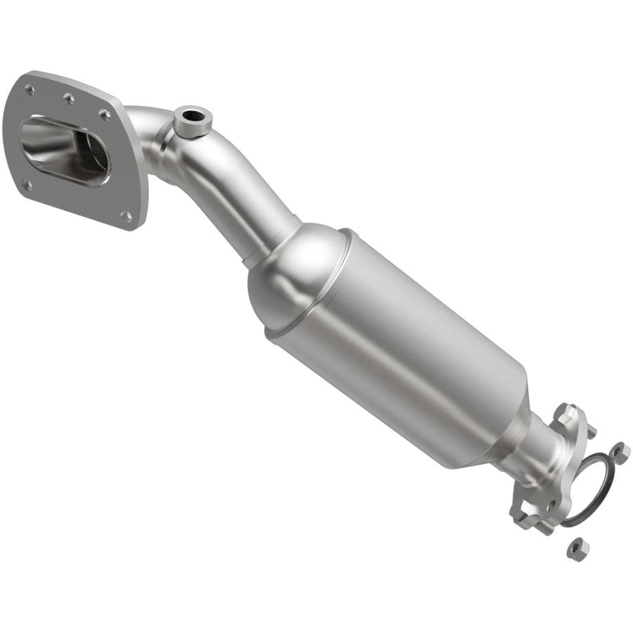 Catalytic Converter MagnaFlow 22-212: OEM Grade, Manifold, Compatible with 2016-2020 Toyota Tacoma (Federal/EPA Compliant)
