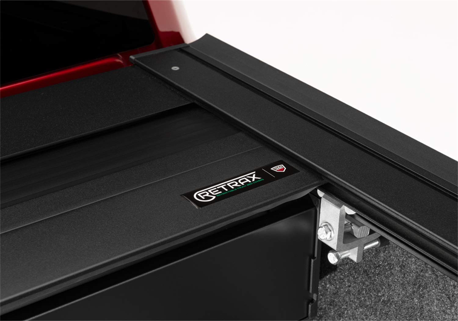 T-60811 RetraxONE XR Retractable Truck Bed Tonneau Cover | Fits 2005 - 2015 Toyota Tacoma Double Cab 5' Bed (60.3")