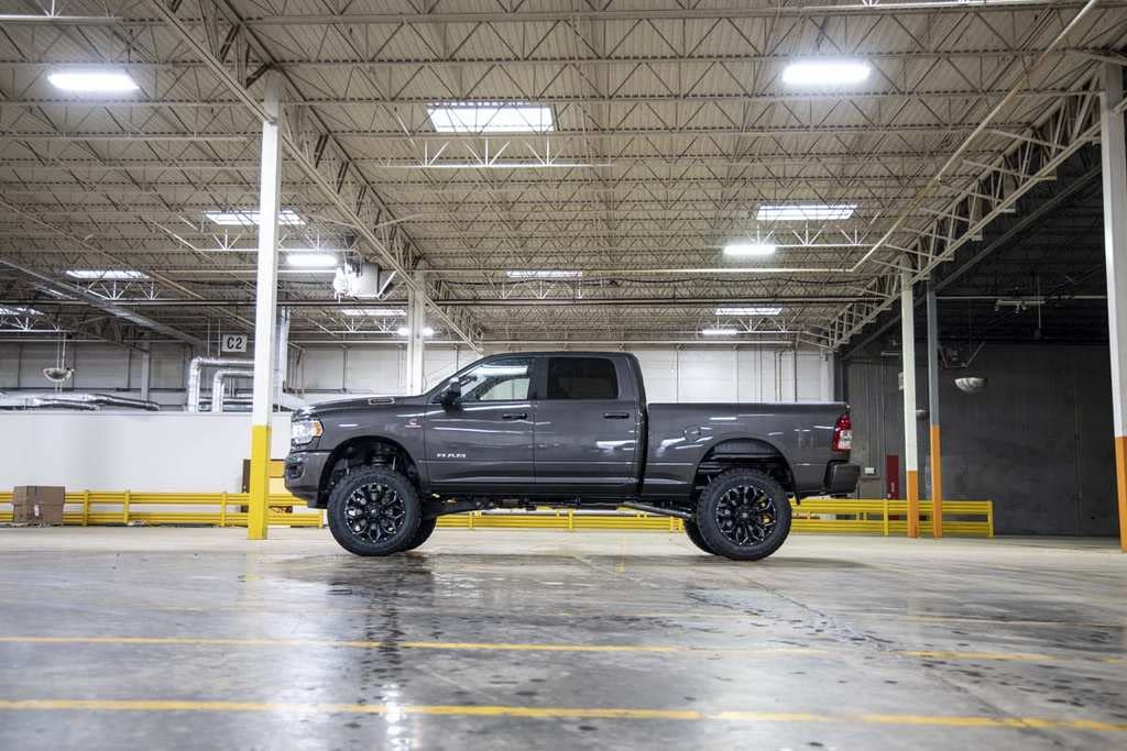 5" Lift Kit Rough Country w/N3 Shocks for 2019-2024 Ram 2500 4WD | AISIN - 37930