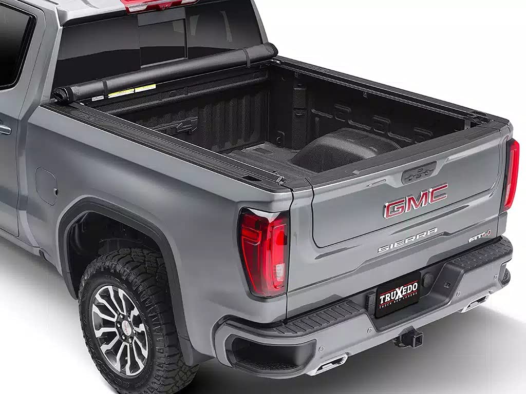 Lo Pro QT Truxedo 05-12 Nissan Navara 6' Bed w/rack 584201