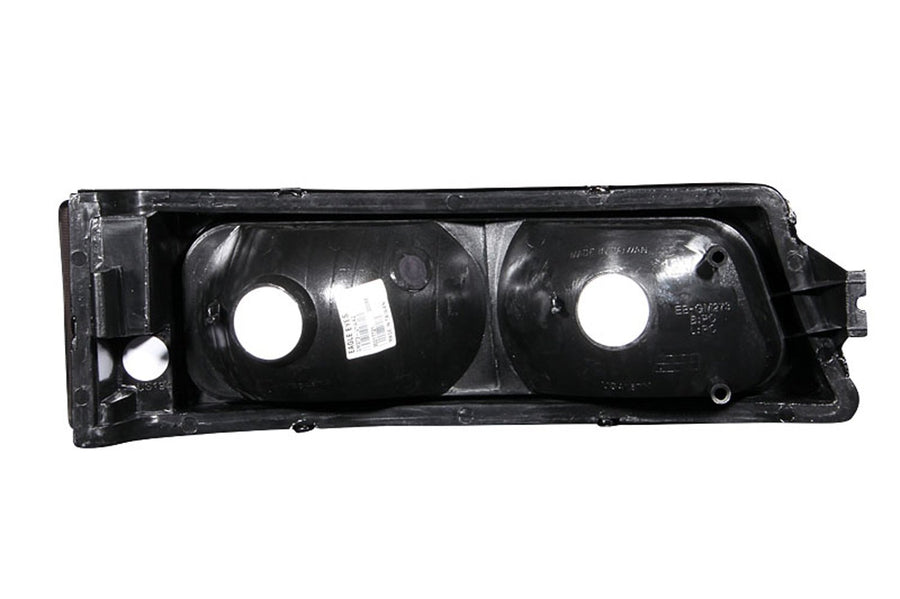 Chevrolet Avalanche/Silverado ANZO USA 511036 Black Crystal Lens Parking Light Assembly - (Sold in Pairs)