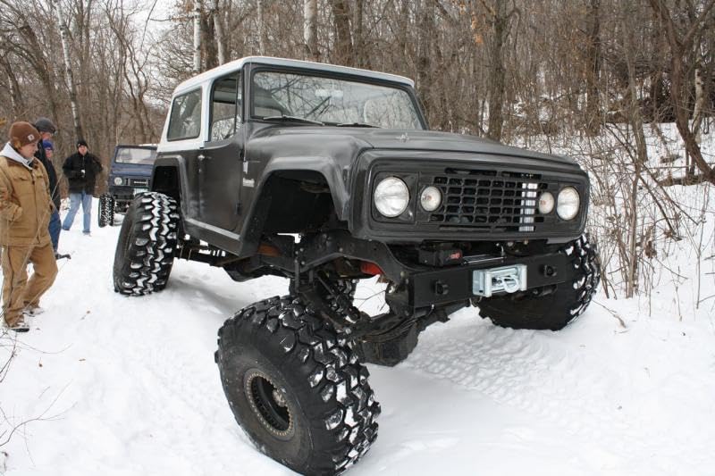 SAM-54R Super Swamper 33/12.50R16.5