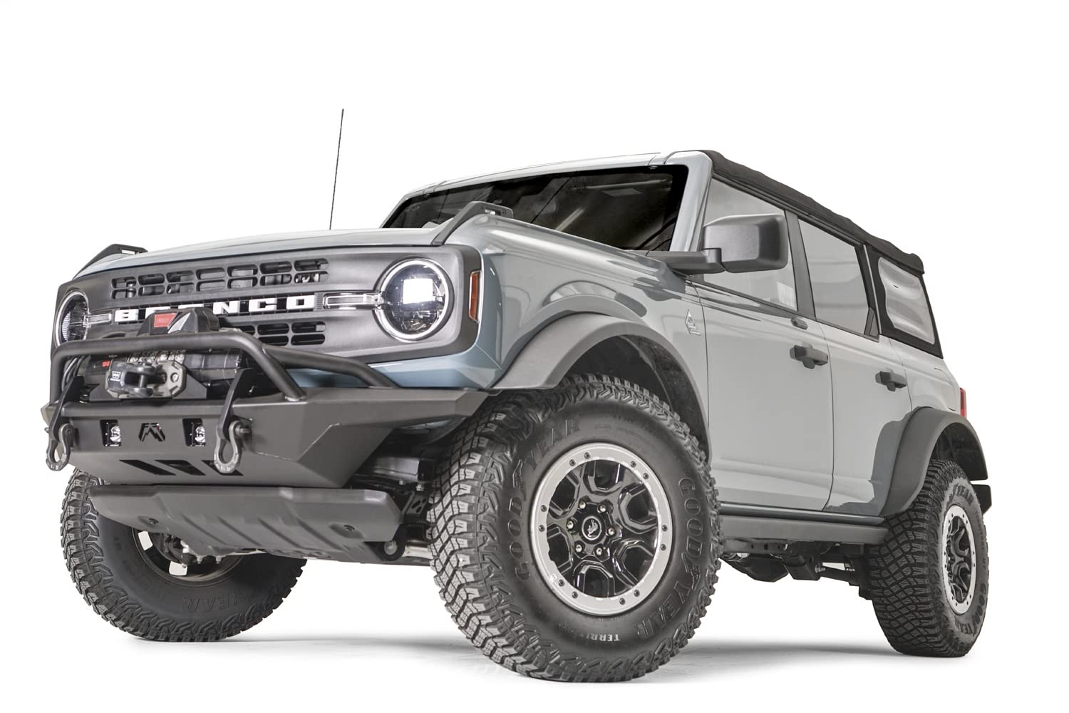 FB21-B5252-1 Fab Fours Inc. Front Replacement Bumper fits Ford Bronco