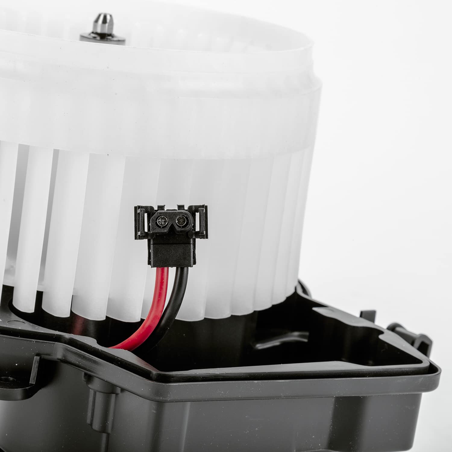 Mercedes Benz C-Class TYC 700190 Replacement Blower Assembly